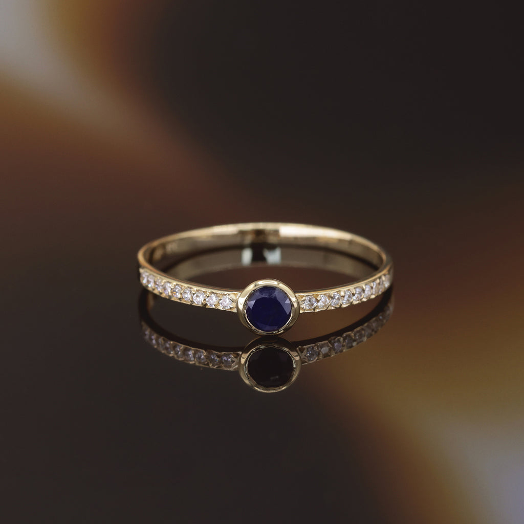 Anillo “Solo Zafiro” 0.27Ct/1 Oro Amarillo 375/1000