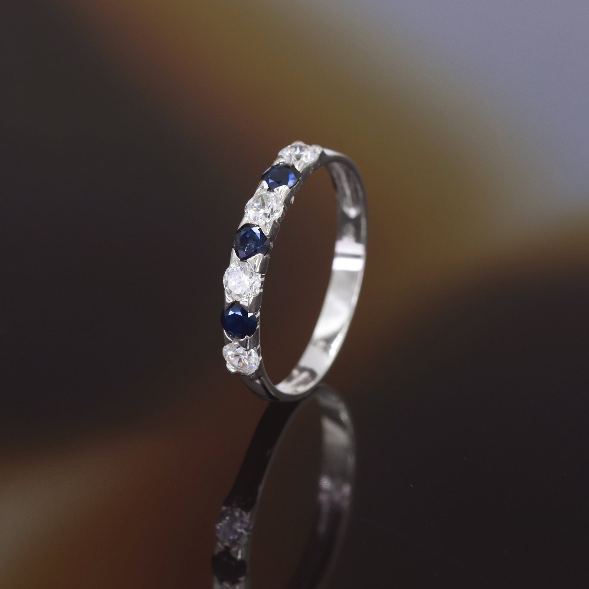 Ring "Sacred Sapphire 0.11Ct/3" 375/1000 White Gold