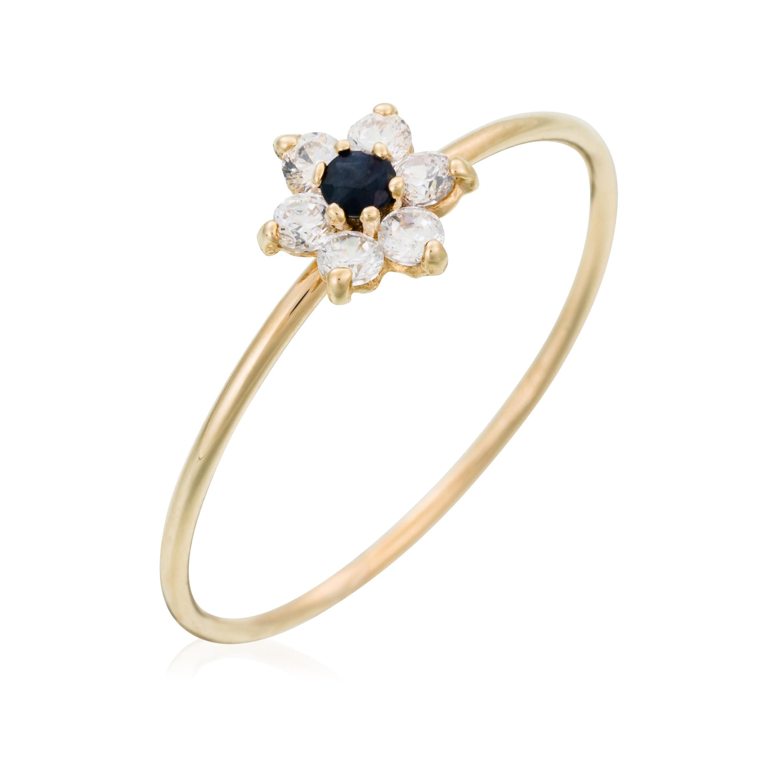 “Blue Flower” Sapphire Ring, 375/1000 Yellow Gold