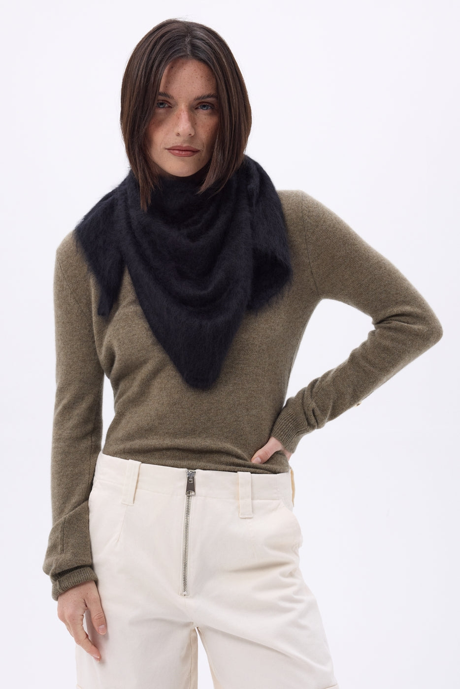 Oversized Triangle Bandana – Brushed Cashmere Brea - Black - Women