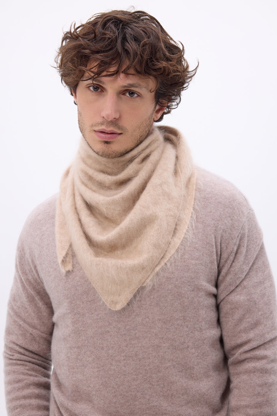 Bandana triangular oversize – Cachemira cepillada Brea - Beige crema - Hombre