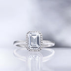 "Maestromantic" Ring with Diamonds 0.08/26 &amp; Tb 2.02/1 - 375/1000 White Gold