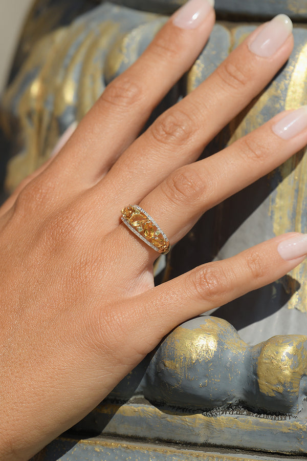 "Olivines" ring, D0.05/16 &amp; Peridot 0.14/6 &amp; Citrine 1.30/5 - 375/1000 Yellow Gold