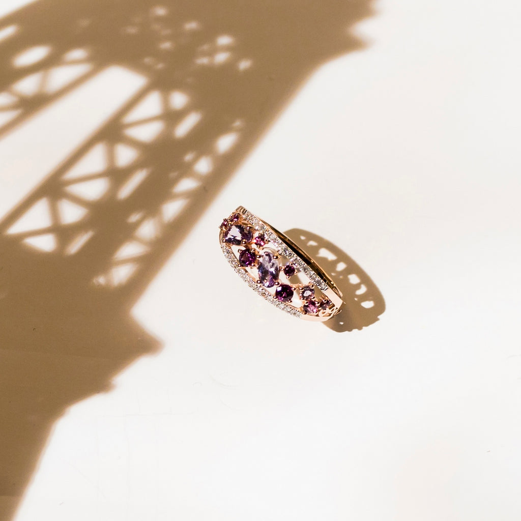 "Amore" Ring 0.12/36, Rhodolite Garnet 0.37/8 And Pink Amethyst 0.53/3 - 375/1000 Rose Gold