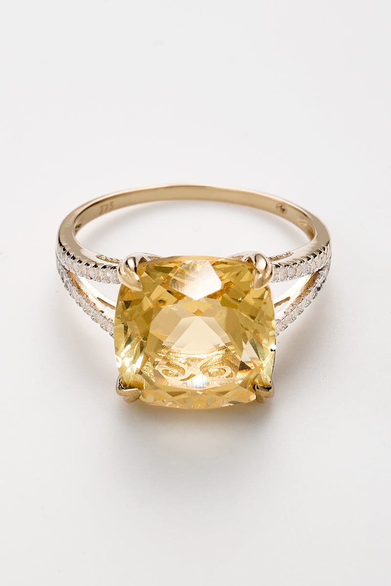 Ring "Pink Fiction" D0,212/40 & Lemon Quartz 7,91/1 - Gult guld 375/1000