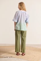 Blouse col V en coton naturel large avec broderie plumetis Garance Paris femme