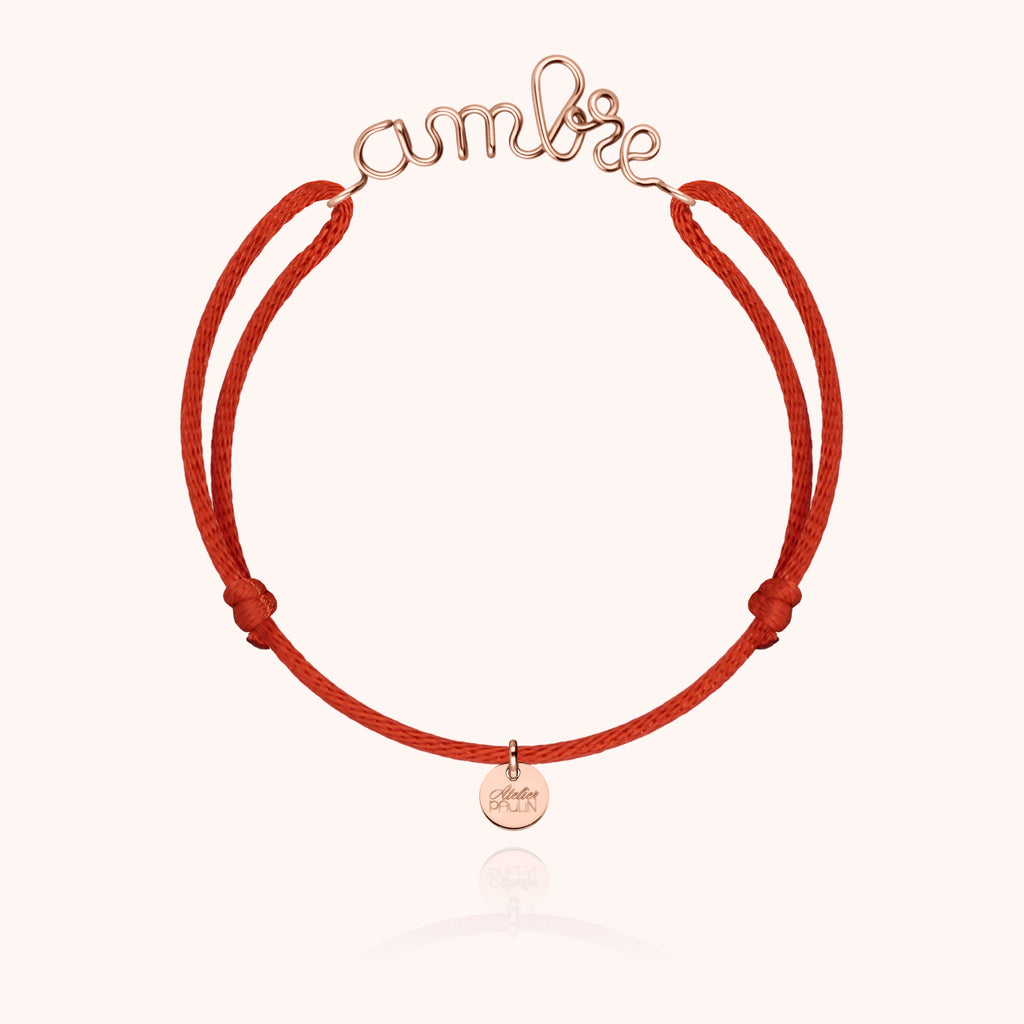 Bracelet Cordon Original Personnalisé porté au poignet — or rose laminé livraison express sécurisée