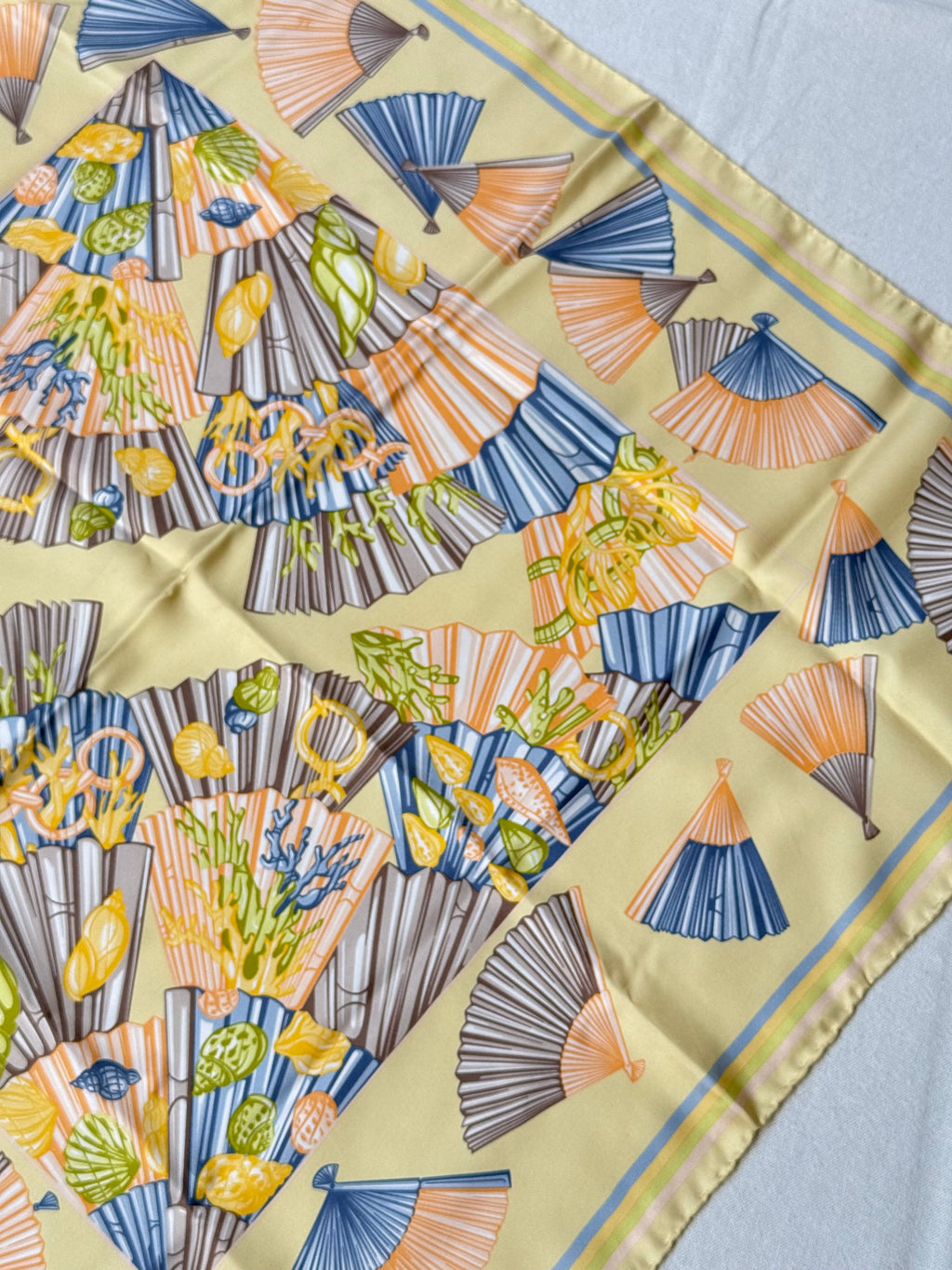 Céline Scarf – Fan Pattern
