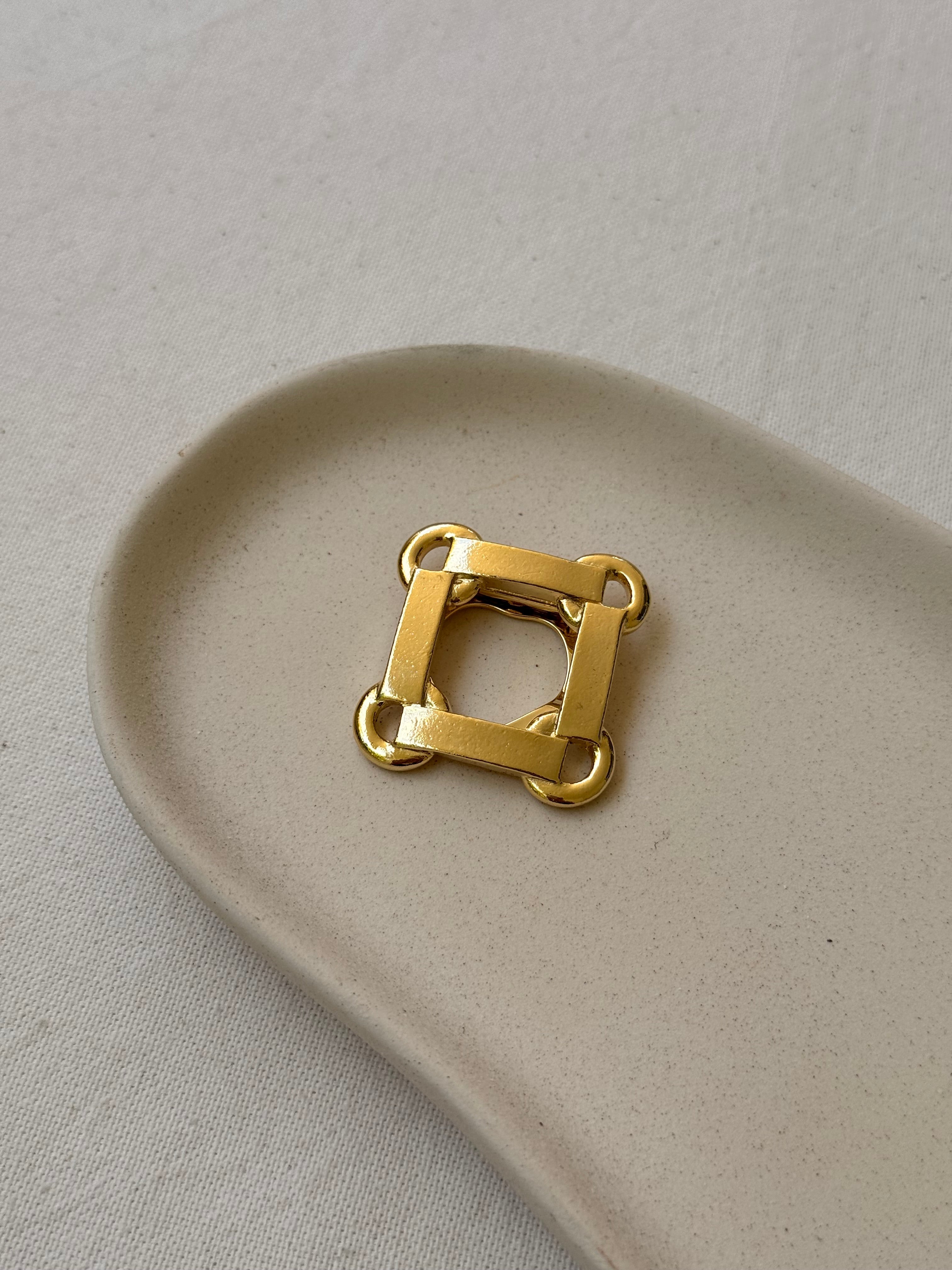 Vintage Scarf Ring - Openwork Square Design