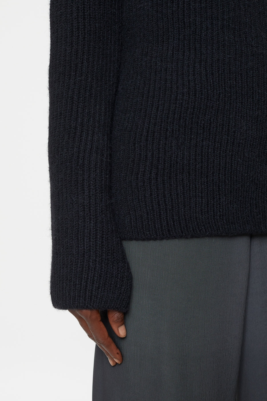Closed - V Neck Long Sleeve - Black - Mujer