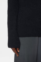 Closed - V Neck Long Sleeve - Black - Mujer