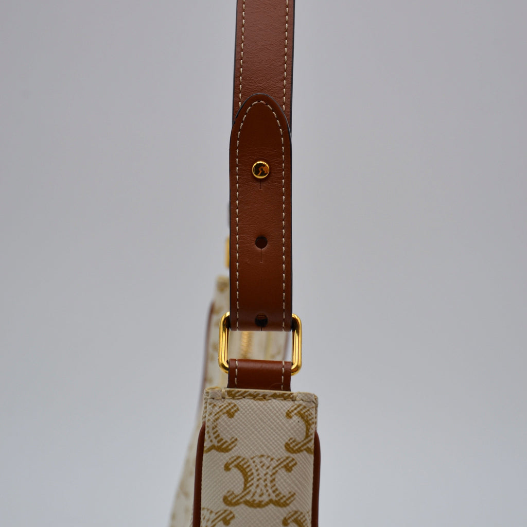 Céline Ava Toile Triomphe