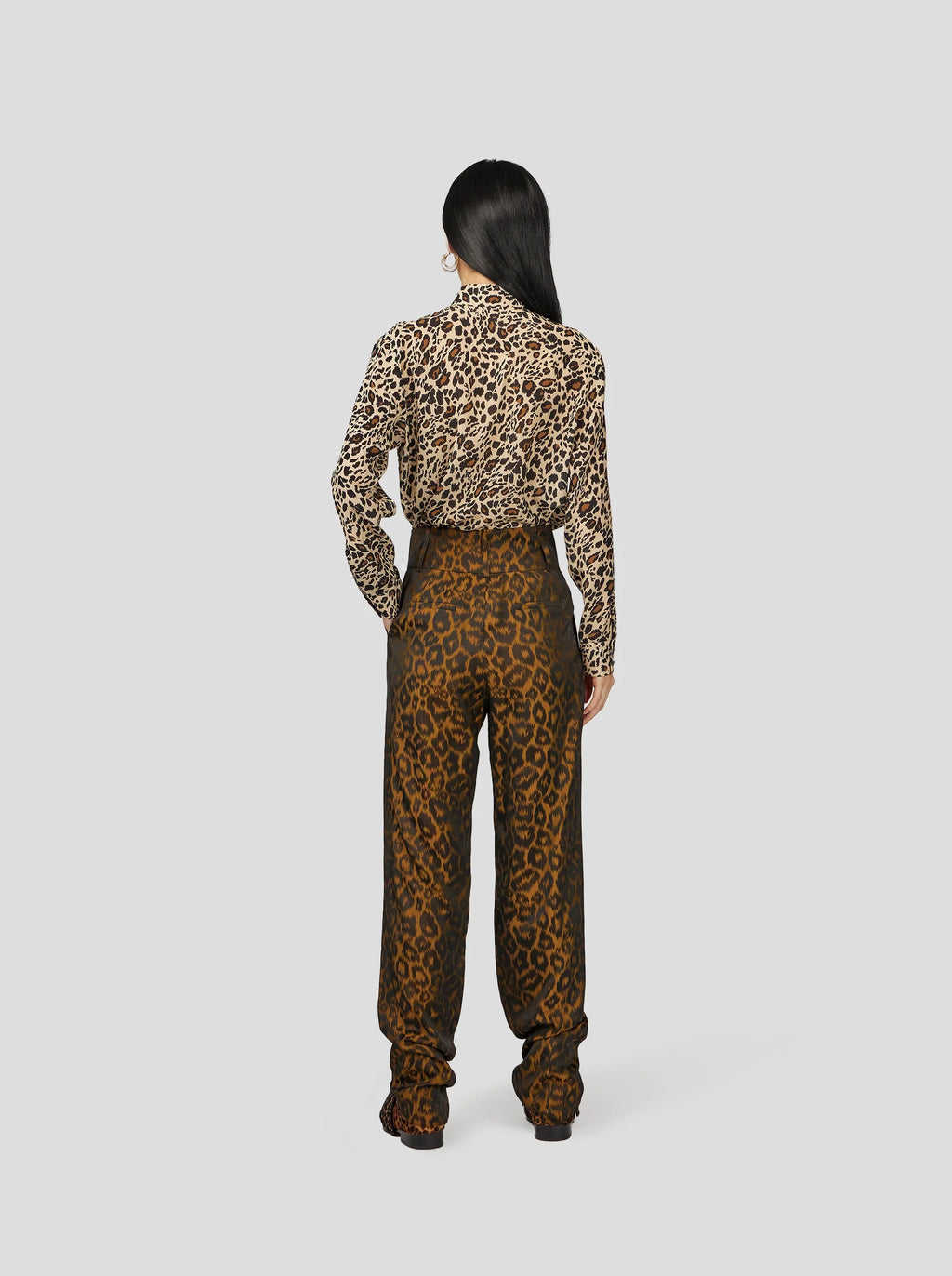 Hemd Dori aus Seide mit Leopardenmuster