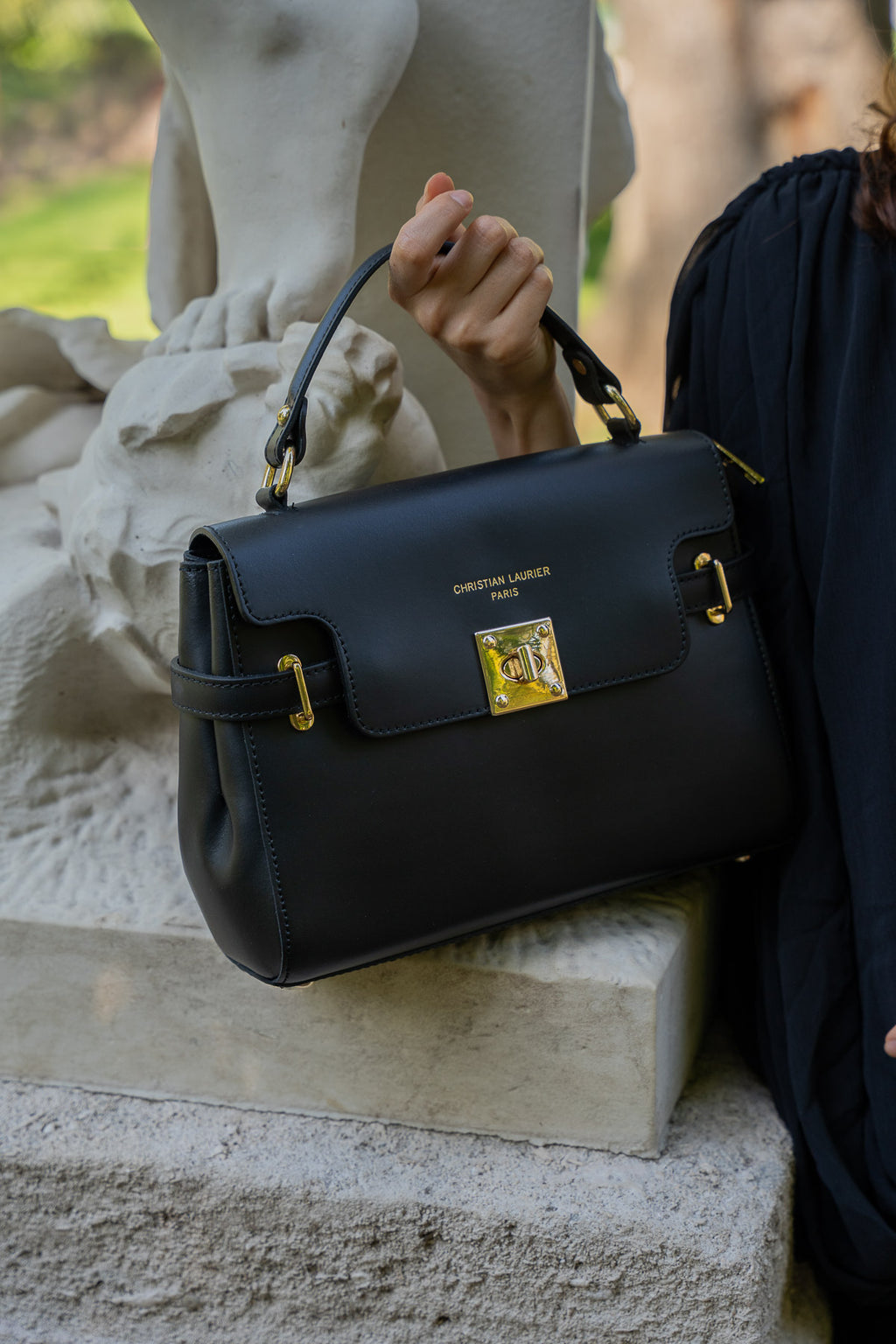 Swang Handbag - Black