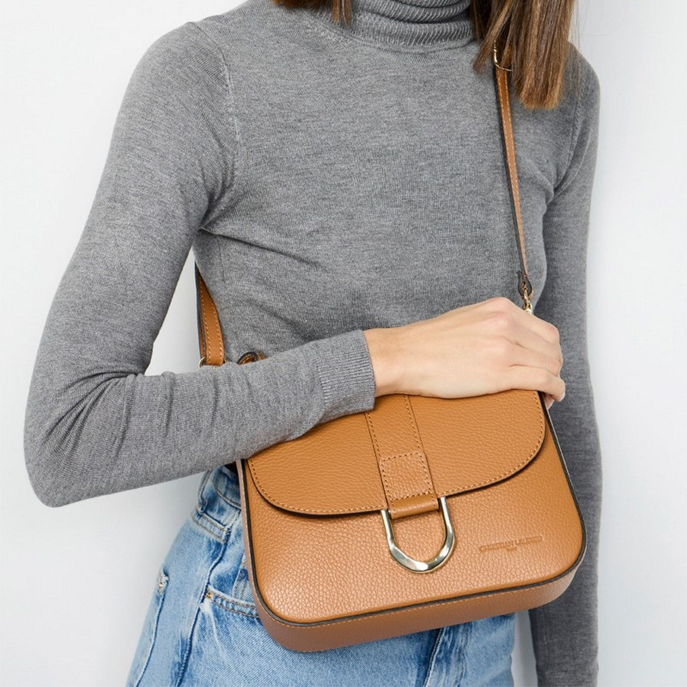 Nael Shoulder Bag - Camel