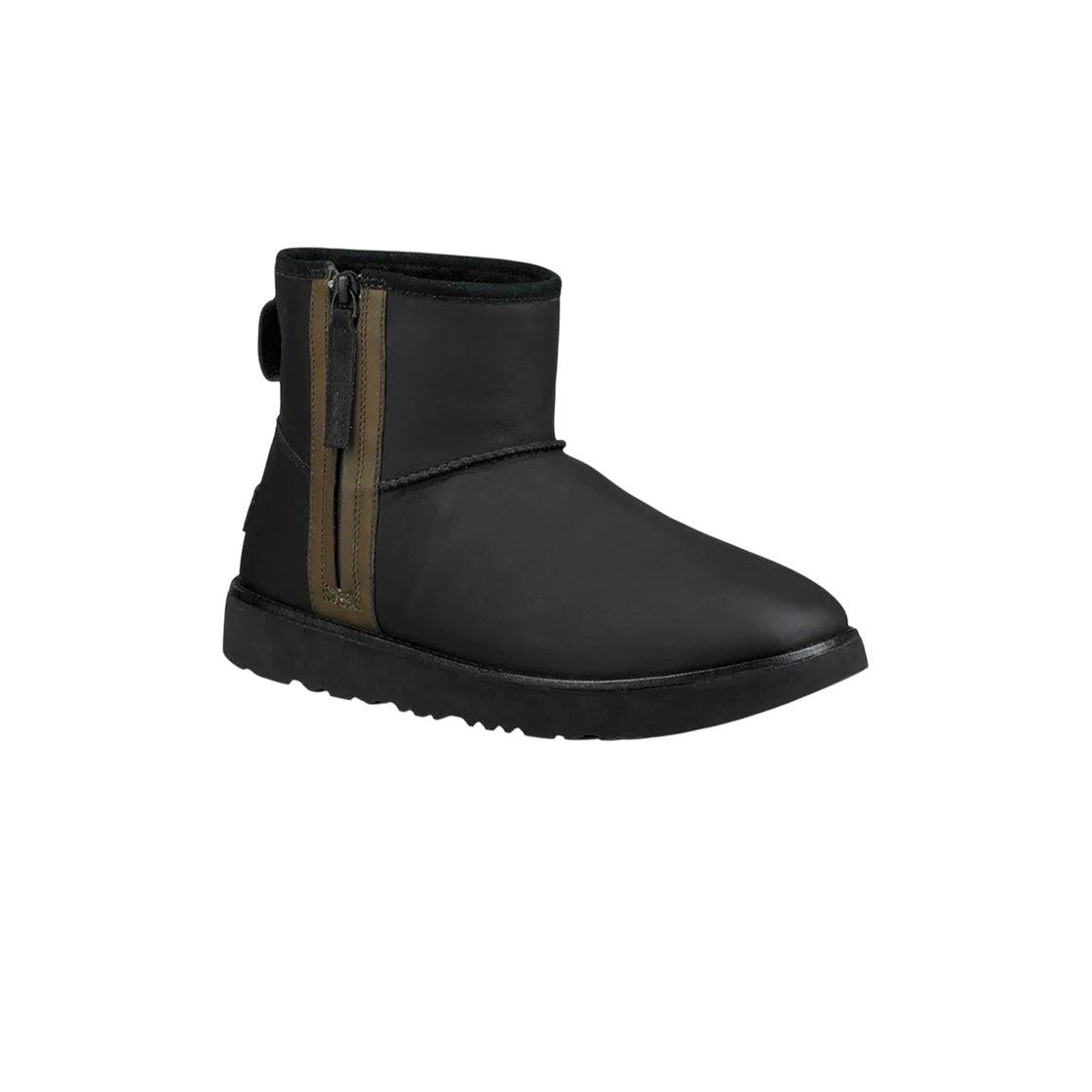 Boots Homme UGG CLASSIC MINI ZIP WATERPROOF