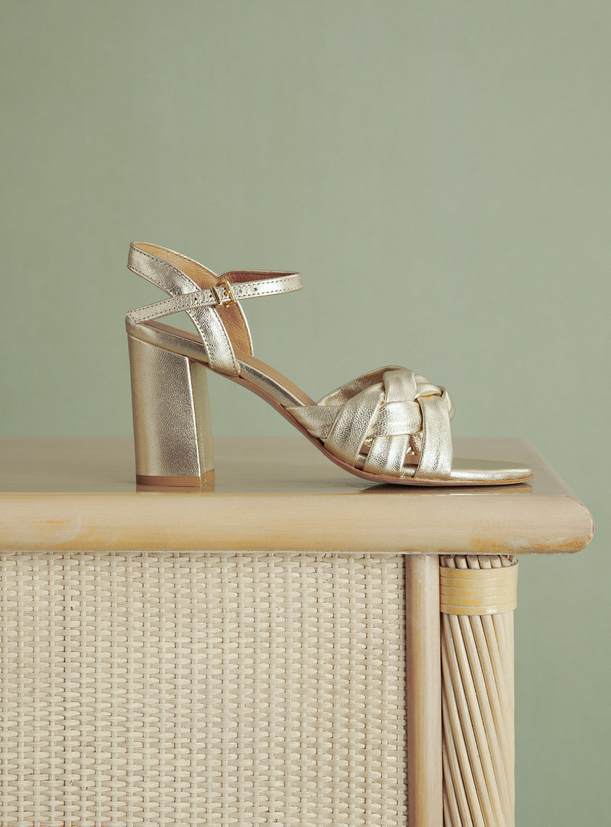 COE GOLD HEELED SANDALS PETITE MENDIGOTE