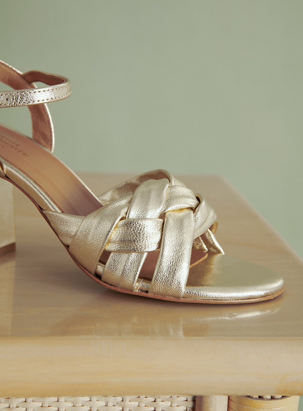 COE GOLD HEELED SANDALS PETITE MENDIGOTE