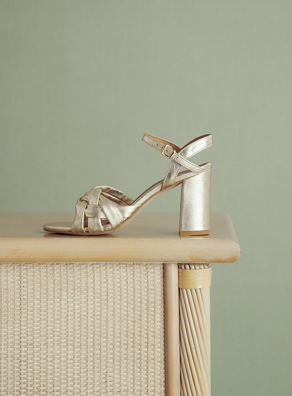 COE GOLD HEELED SANDALS PETITE MENDIGOTE