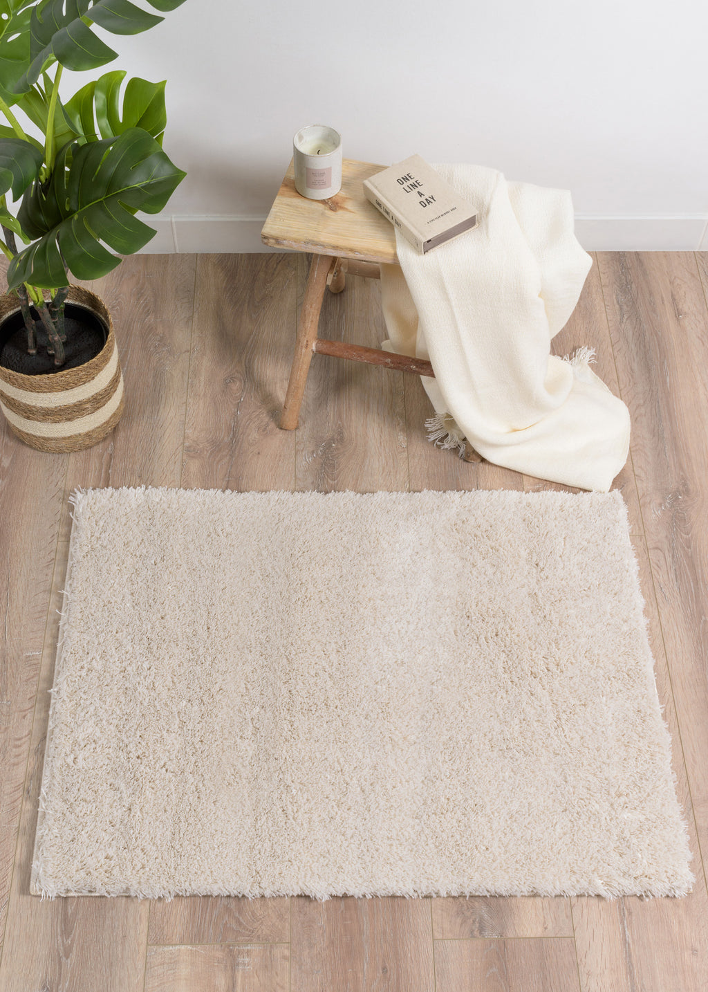 Cosy Soft Shaggy Rug 902 Plain - Cream