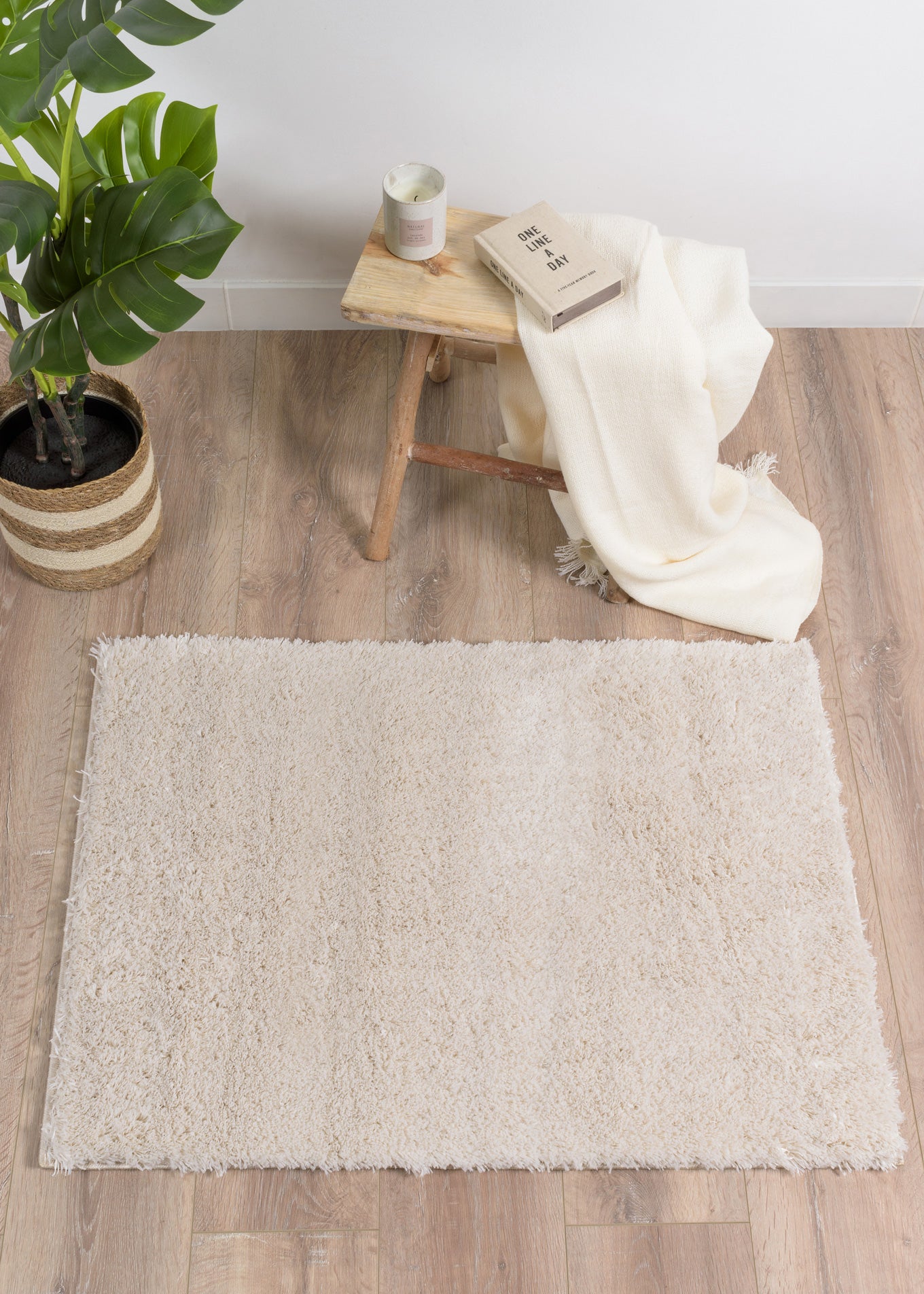 Cosy Soft Shaggy Rug 902 Plain - Cream