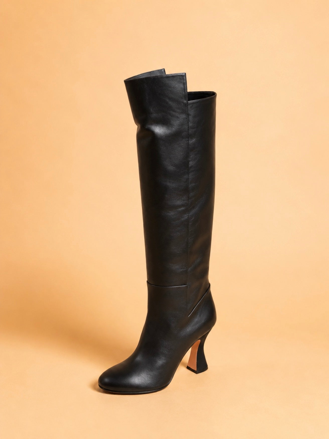 Bota alta Valda de becerro negro