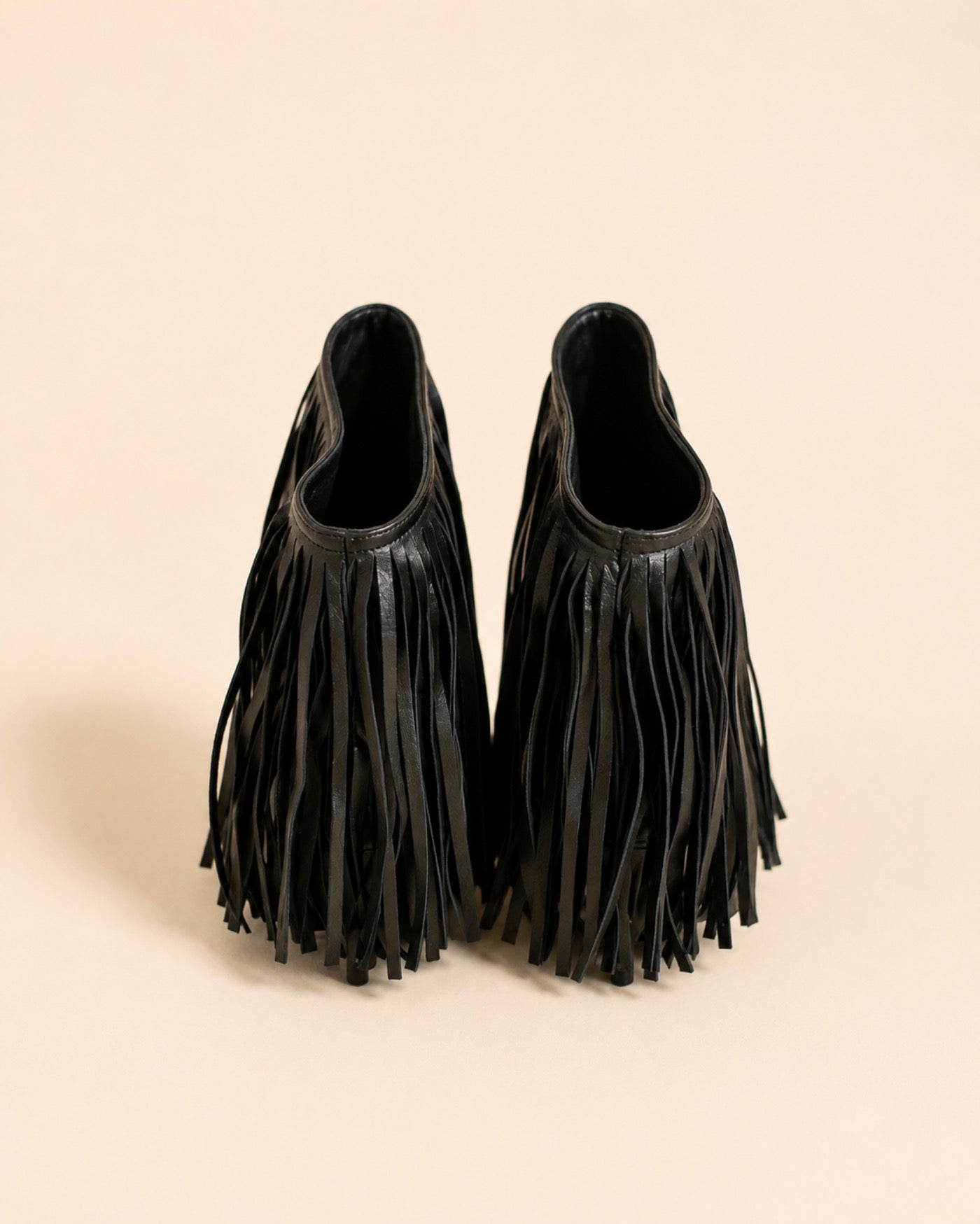 Botín Padma de piel de cordero negra