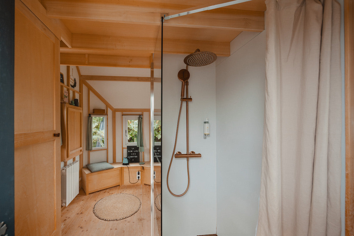 One Night in an Ecological Tiny House with Private Nordic Spa