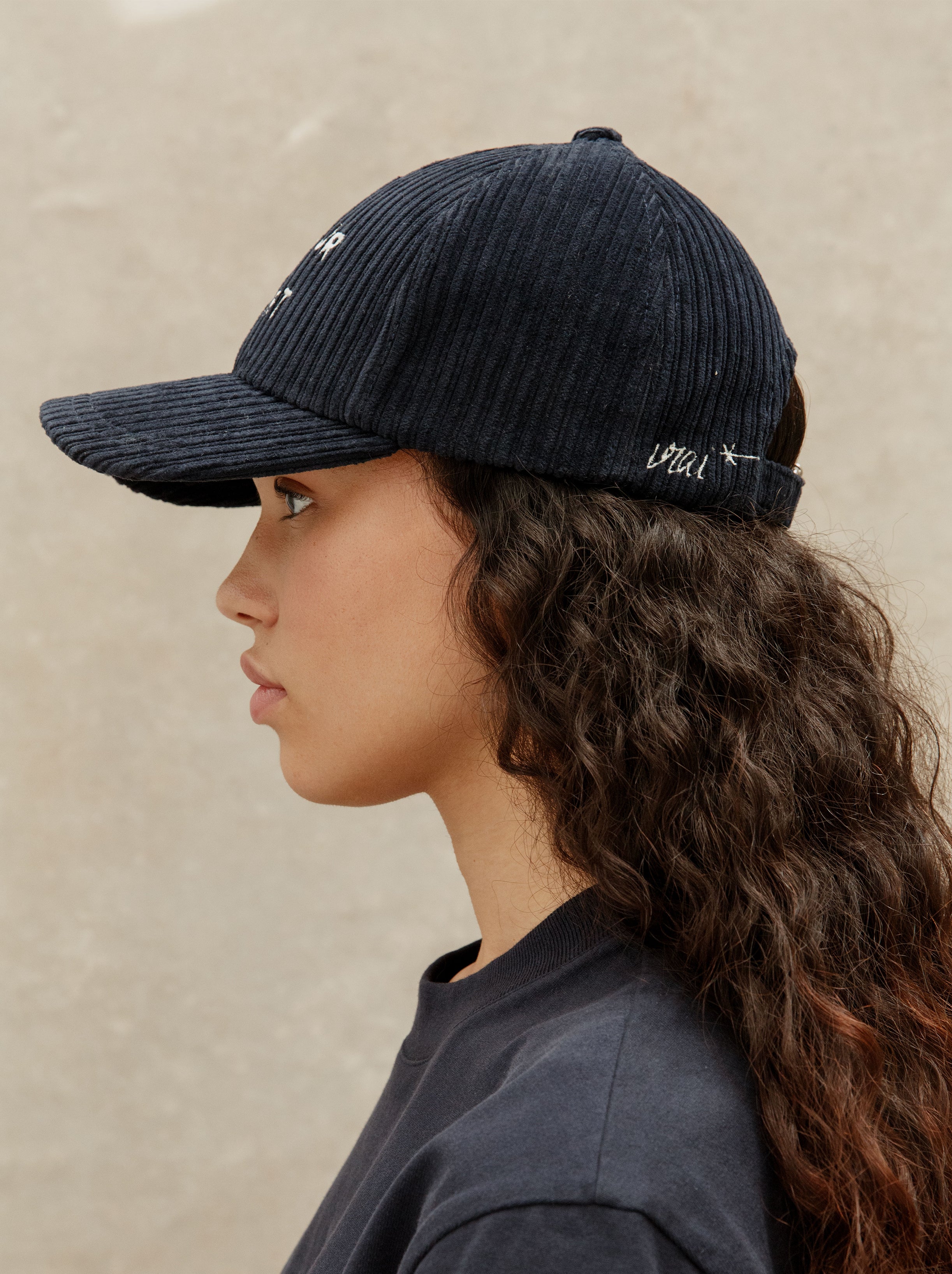 Gorra L'Amour De L'Art Terciopelo Azul Medianoche