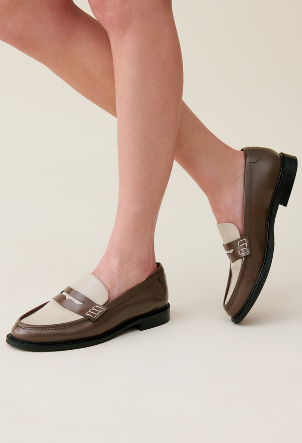 Mocasines De Charol Bicolores