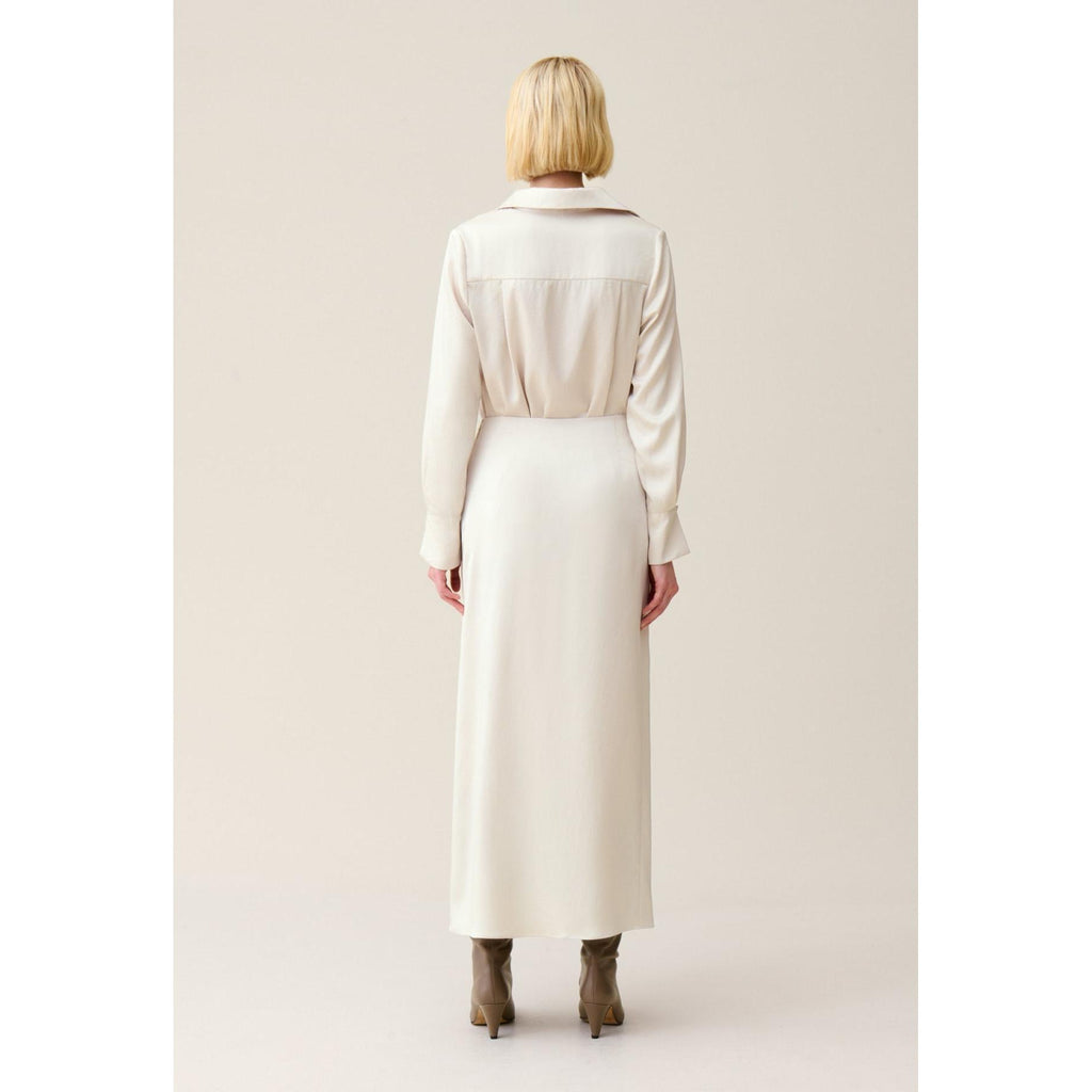 Fluid Long Skirt with Darts