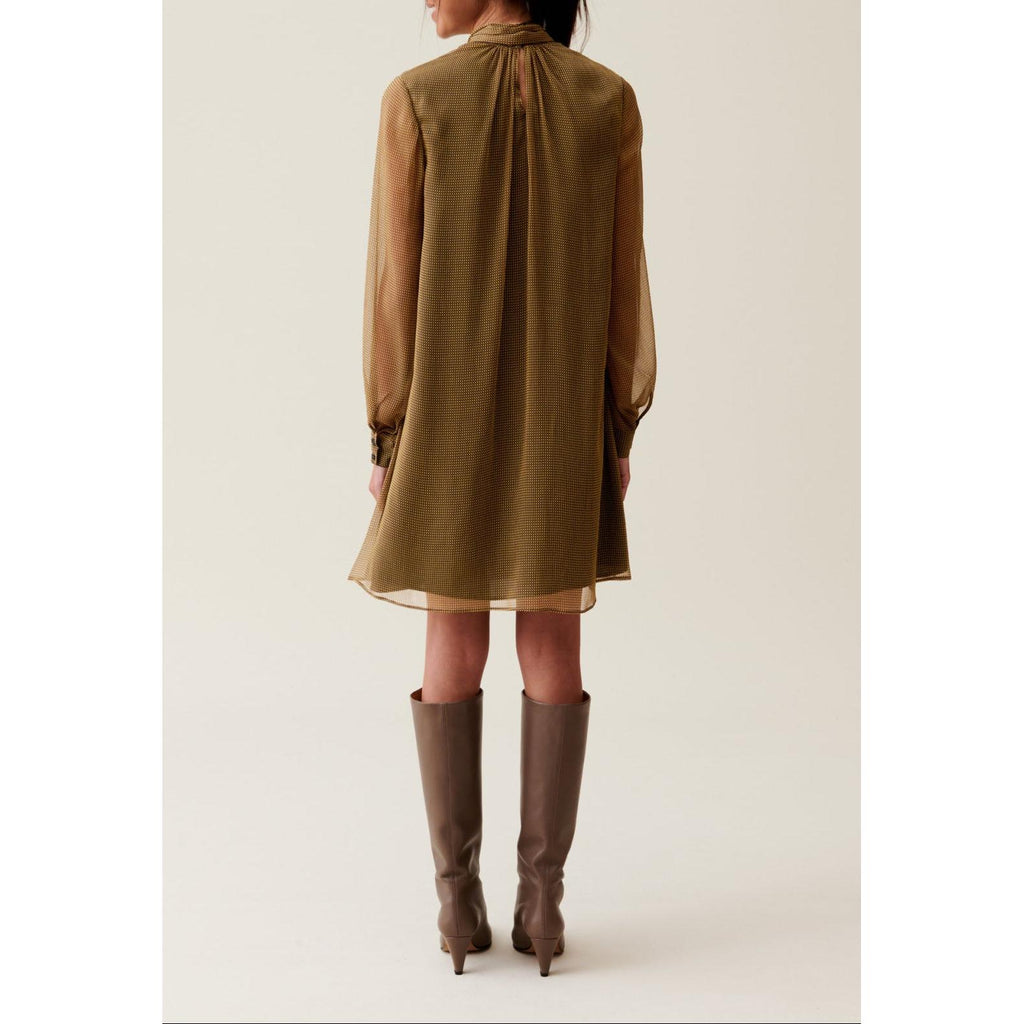 Vestido Fluido con Cuello Lazada