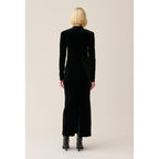 Fitted Long Black Velvet Dress