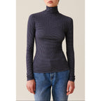Claudie Pierlot - Top Cuello Cisne Ajustado