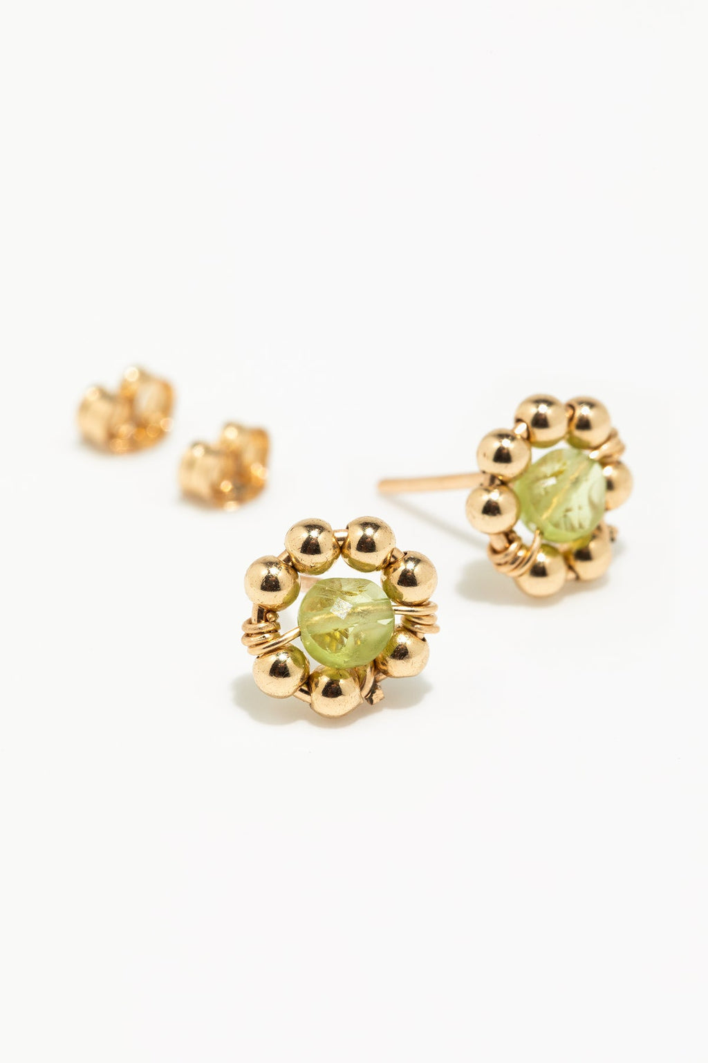 Daisy Stud Earrings - Peridot