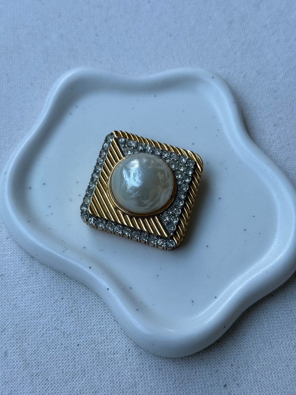Broche vintage Nina Ricci - Perla y strass
