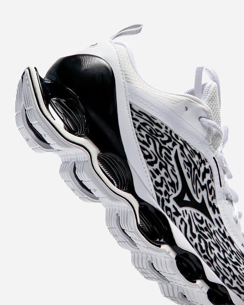 Mizuno - Wave Prophecy 13.2 White/Black