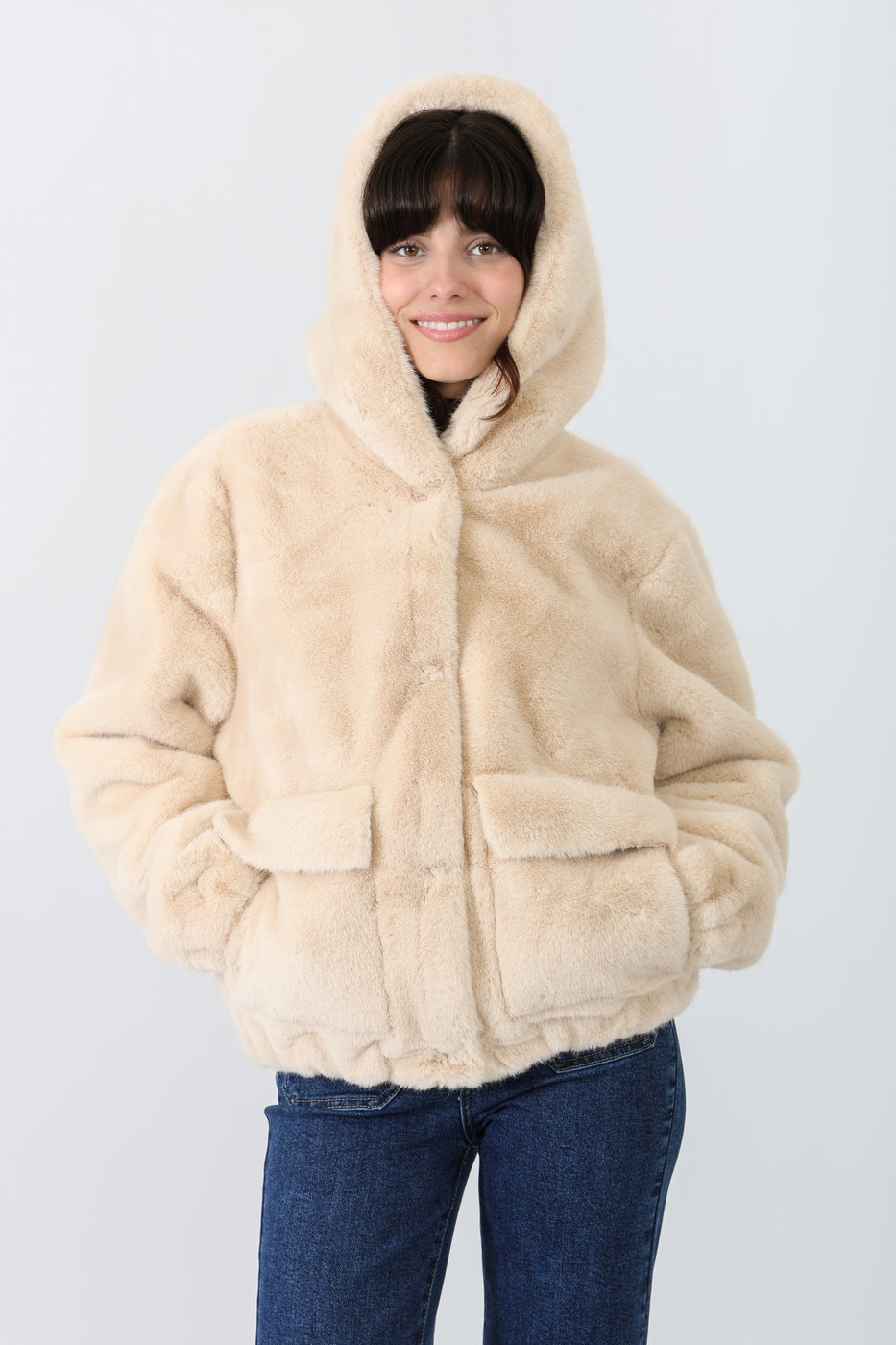 Faux Fur - Beige