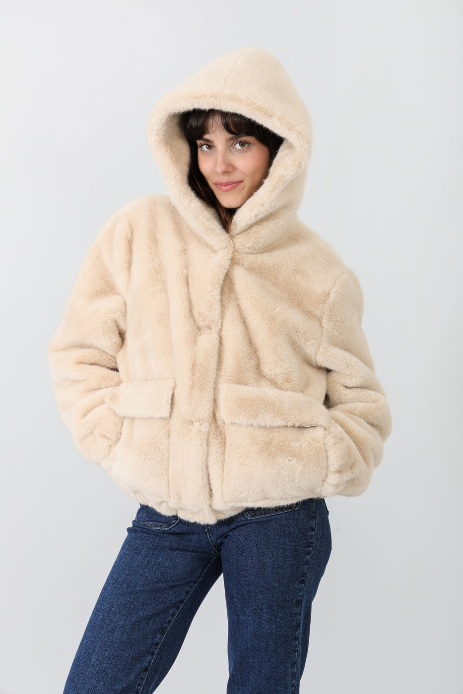 Faux Fur - Beige