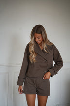 Arley Chocolat - Pantalones cortos de talle alto
