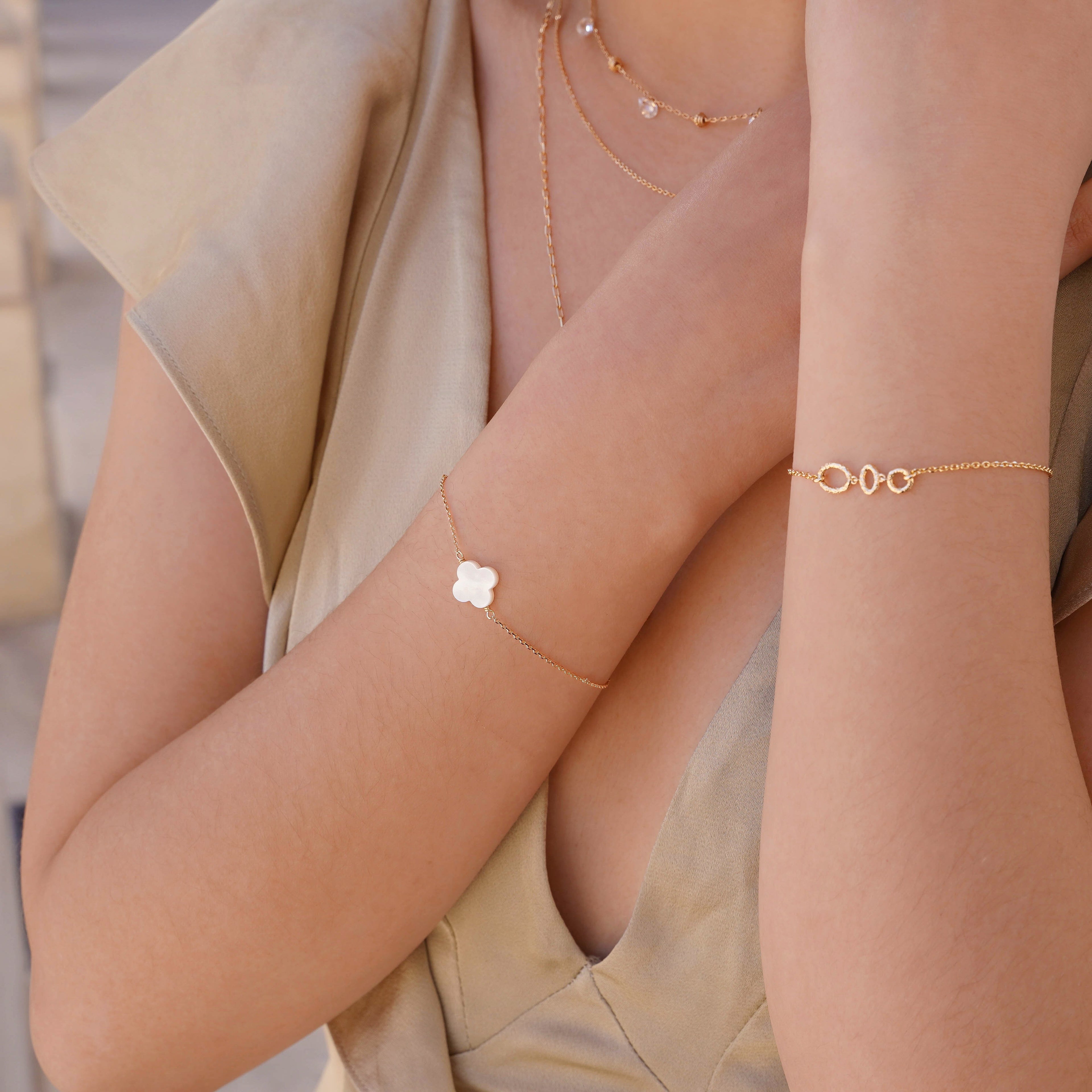 Mother-of-Pearl Clover Bracelet