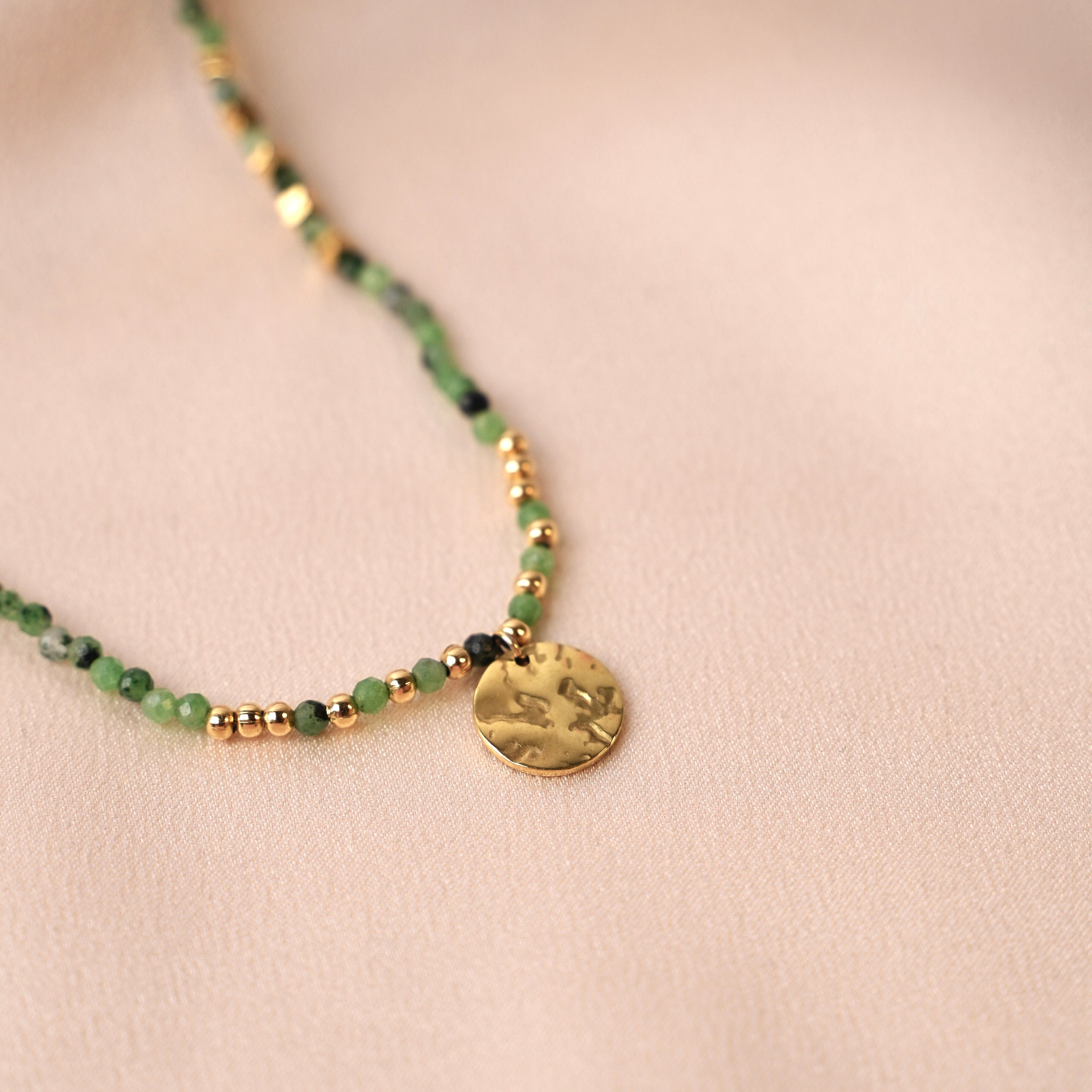 Collar de piedra de turmalina del desierto