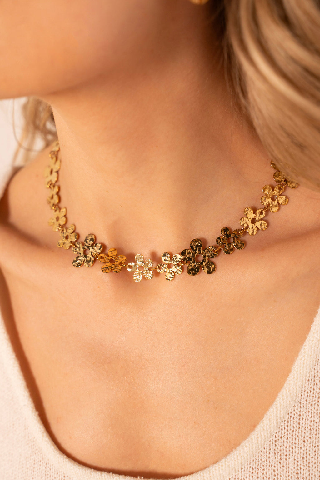 Sorelle necklace