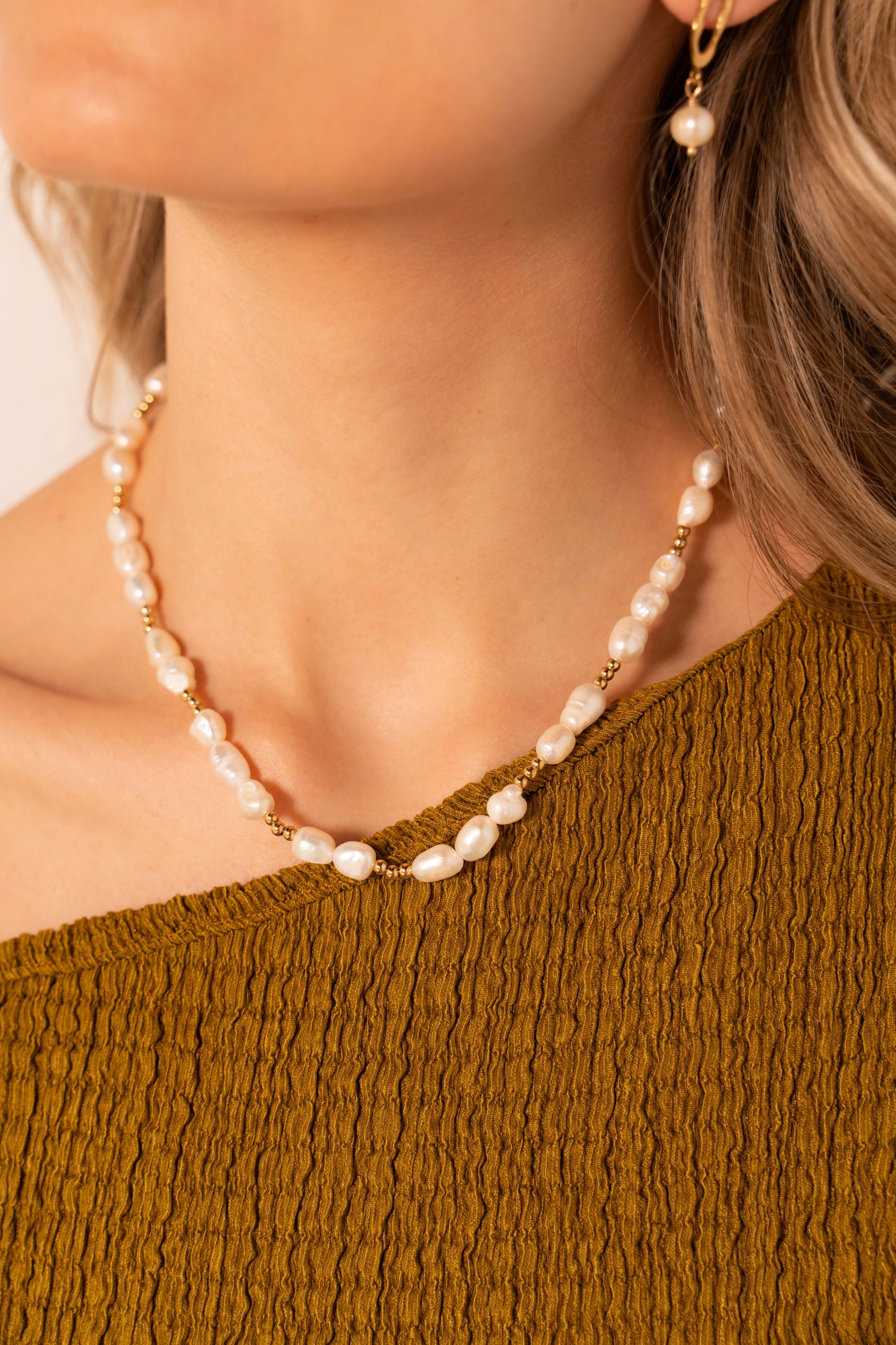 Coralia necklace