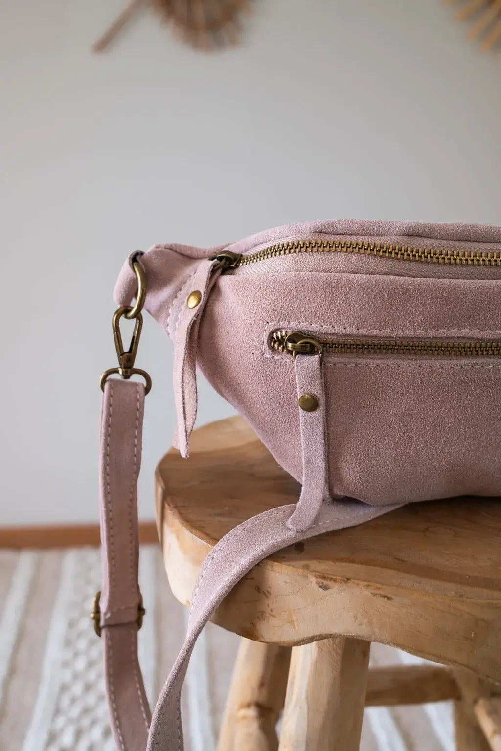 Velvet Leather Belt Bag - Hunter Pale Pink