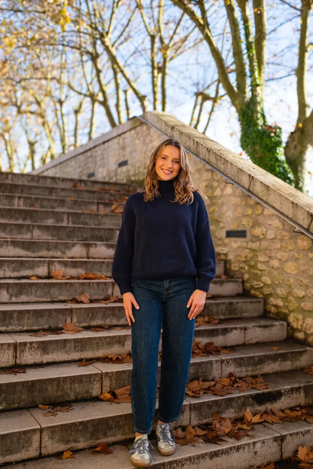 Sweter Karine - Granatowy