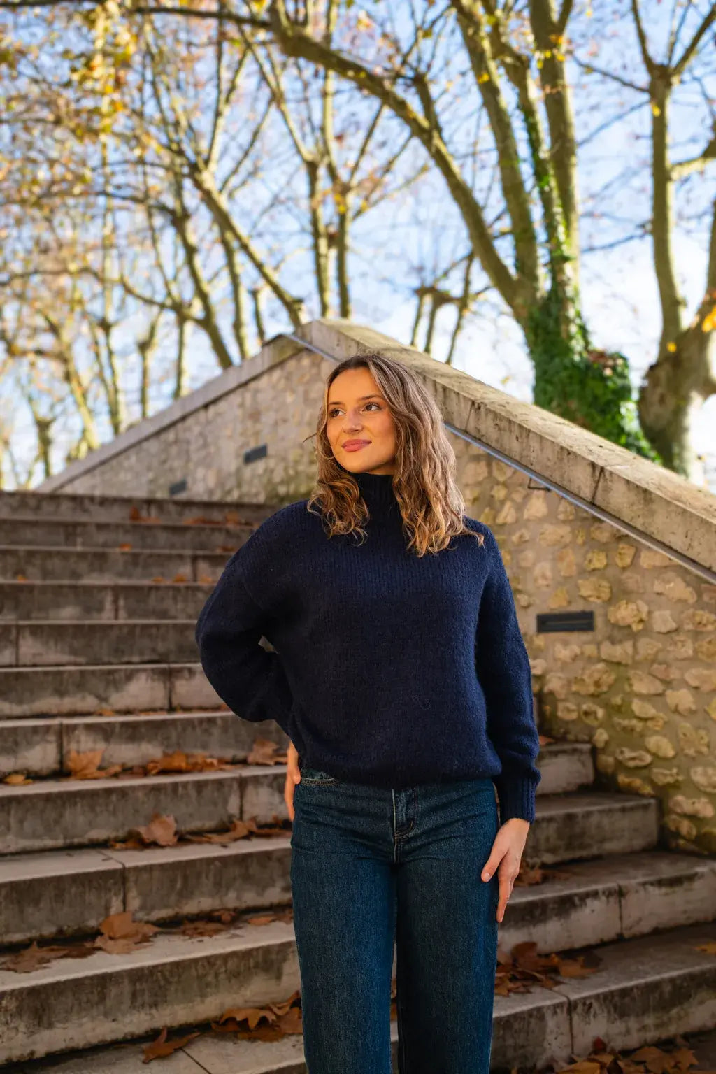 Sweter Karine - Granatowy