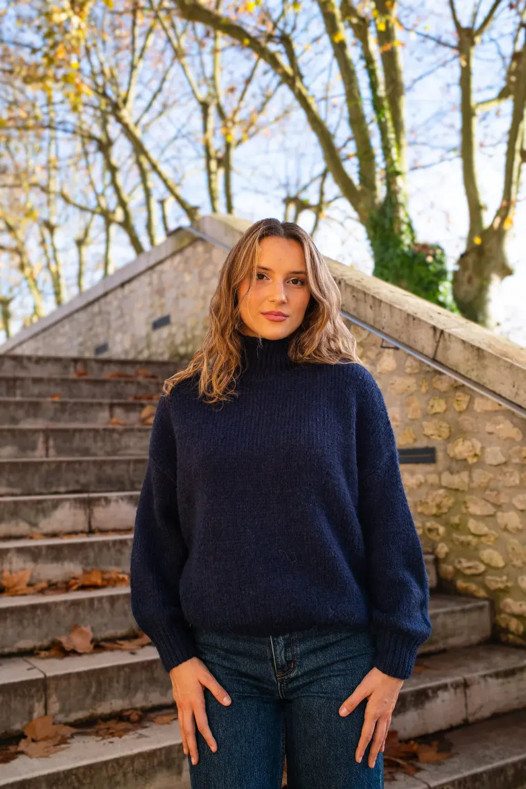 Sweter Karine - Granatowy