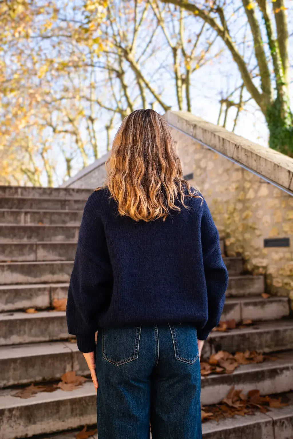 Sweter Karine - Granatowy