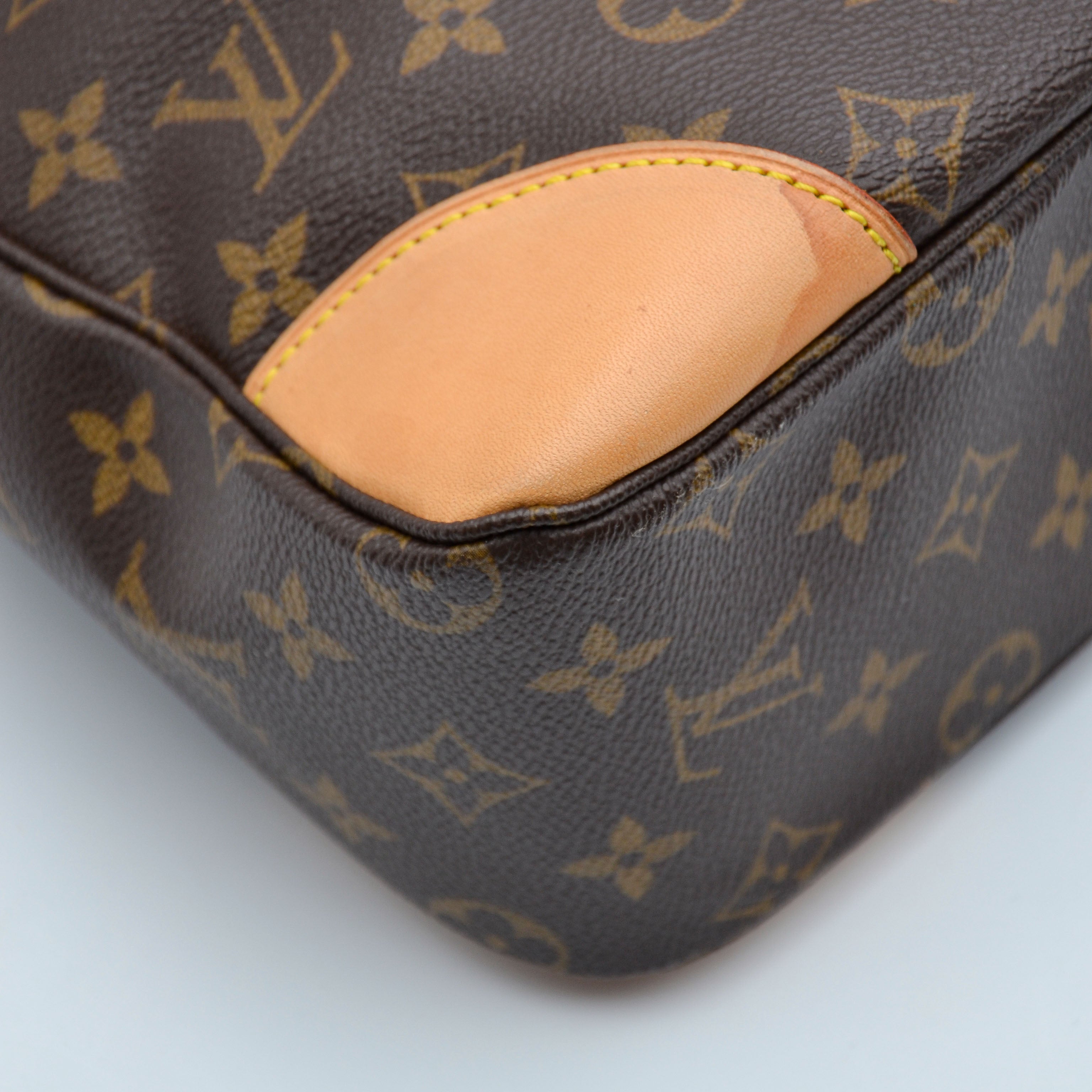 Louis Vuitton Boulogne 30 Monogramme